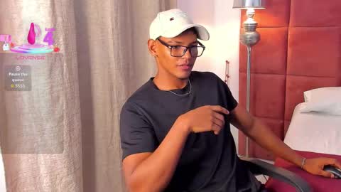 Hugo Cano online show from November 11, 2025, 2:11 am