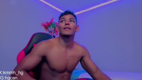 Snapshot of hugo_cano chatting on May 26, 2026, 2:07 am Hugo Cano online show from May 26, 2026, 2:07 am