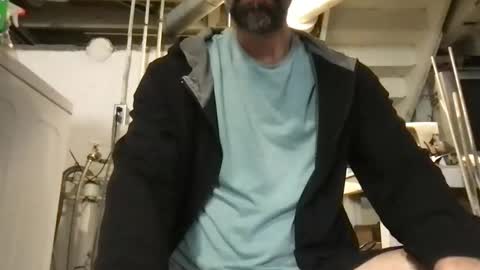 hummelbummel00 online show from March 25, 2026, 6:36 pm