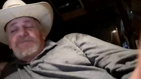 Snapshot of hung34u chatting on January 11, 2025, 1:43 pm hung34u online show from January 11, 2025, 1:43 pm