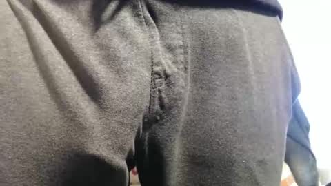 Big uncut cock dripping online show from May 3, 2026, 8:37 pm