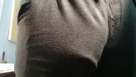 Snapshot of hung_hot_fit10 chatting on May 19, 2026, 2:56 pm Big uncut cock dripping online show from May 19, 2026, 2:56 pm