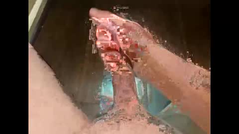 Snapshot of hung_mac0 chatting on May 18, 2026, 12:40 am hung_mac0 online show from May 18, 2026, 12:40 am