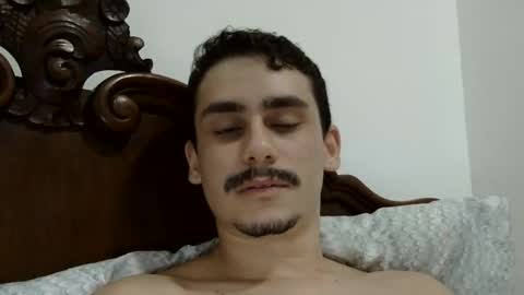 Snapshot of hungcaique chatting on May 11, 2026, 5:02 am hungcaique online show from May 11, 2026, 5:02 am