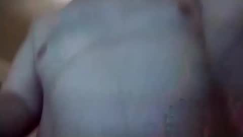 hungguy288889 online show from January 1, 2025, 5:22 am