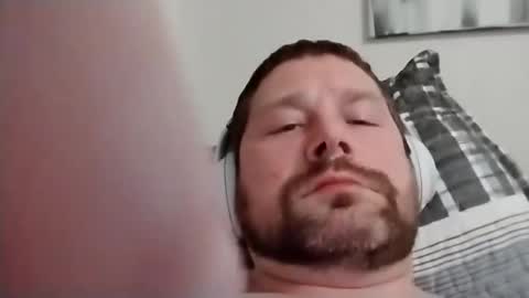 hungguy288889 online show from March 1, 2025, 12:45 pm