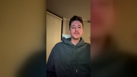 hungjohn222 online show from March 28, 2026, 1:38 am