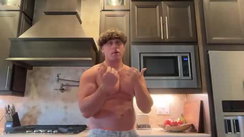 Snapshot of hungkingg22 chatting on February 3, 2026, 6:24 pm hungkingg22 online show from February 3, 2026, 6:24 pm