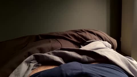 hunglefthard online show from April 19, 2026, 10:25 am