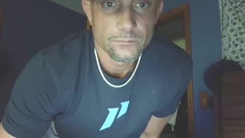 Snapshot of hunglikeray2286 chatting on May 30, 2026, 5:15 am hunglikeray2286 online show from May 30, 2026, 5:15 am