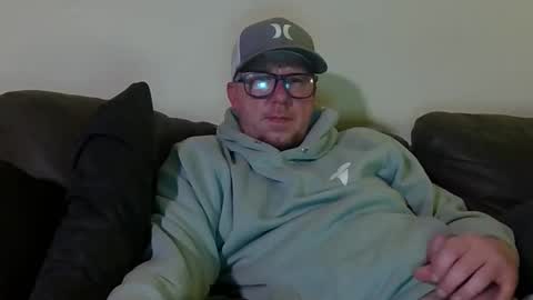 HuingsingleDad79 online show from March 31, 2026, 9:10 am