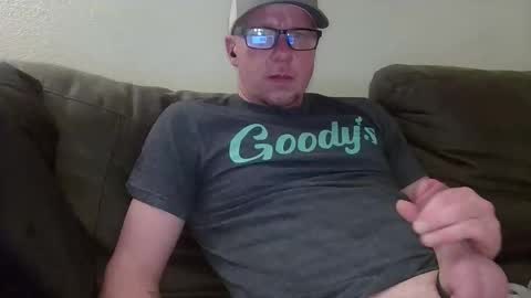 HuingsingleDad79 online show from May 4, 2026, 10:22 am