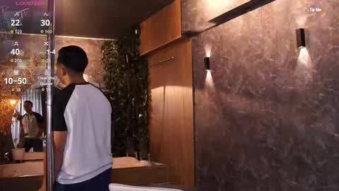 hunk_ryan online show from November 27, 2025, 12:18 pm