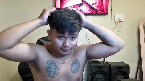 hunkyzeus online show from April 20, 2026, 7:00 am