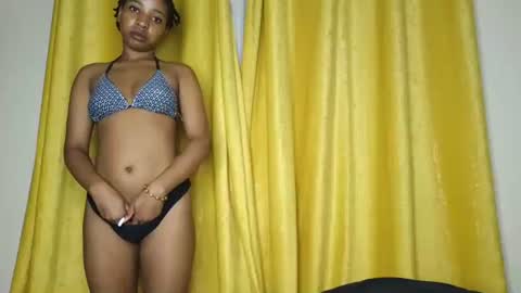 Snapshot of hunsweetpie chatting on November 15, 2025, 2:42 am hunsweetpie online show from November 15, 2025, 2:42 am