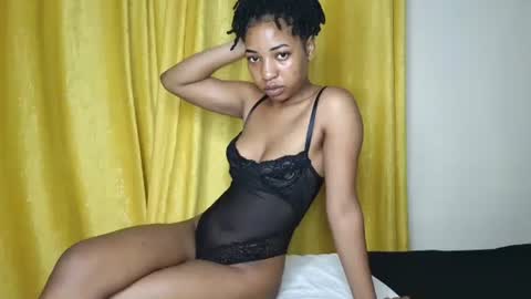 Snapshot of hunsweetpie chatting on November 25, 2025, 1:49 am hunsweetpie online show from November 25, 2025, 1:49 am