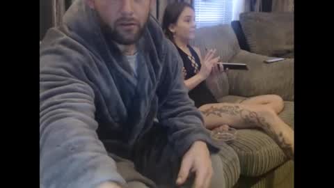 Snapshot of hunterandesme chatting on January 27, 2025, 9:02 am HunterandEsme online show from January 27, 2025, 9:02 am