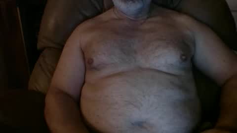 Snapshot of huntermark1 chatting on December 20, 2025, 4:52 am huntermark1 online show from December 20, 2025, 4:52 am