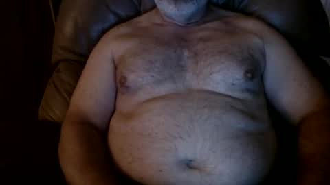 Snapshot of huntermark1 chatting on May 28, 2026, 2:42 am huntermark1 online show from May 28, 2026, 2:42 am