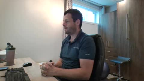 hurley7890 online show from July 7, 2026, 12:31 pm