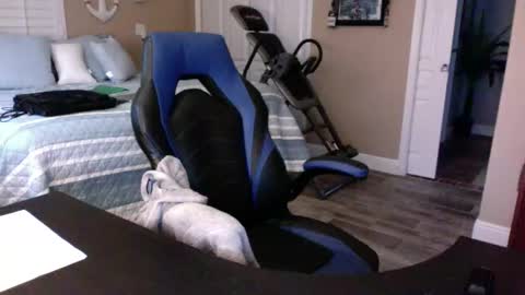 Snapshot of hvacstud4 chatting on January 15, 2026, 1:48 pm hvacstud4 online show from January 15, 2026, 1:48 pm