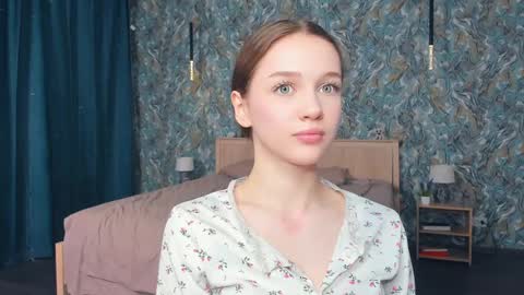 Lily online show from June 5, 2026, 7:14 am