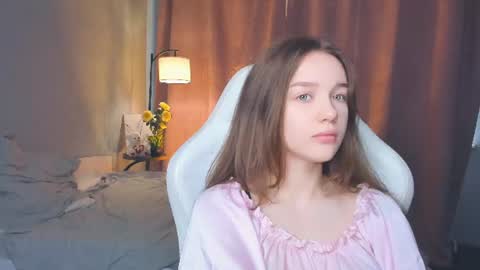 Lily online show from July 5, 2026, 7:04 am