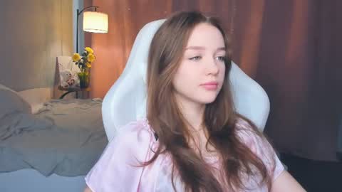 Lily online show from July 6, 2026, 7:05 am