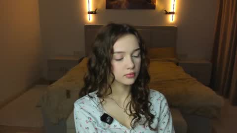 Lily online show from July 17, 2026, 7:04 am