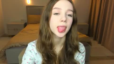 Lily online show from July 26, 2026, 7:04 am
