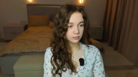 Lily online show from July 27, 2026, 7:04 am