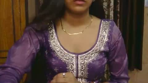 Snapshot of hy_siry chatting on May 14, 2026, 2:29 am Siry online show from May 14, 2026, 2:29 am