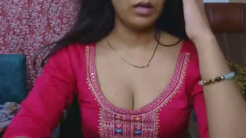 Snapshot of hy_siry chatting on May 19, 2026, 6:53 am Siry online show from May 19, 2026, 6:53 am