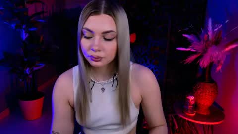 Snapshot of hyileyclark chatting on June 9, 2026, 5:08 am hyileyclark online show from June 9, 2026, 5:08 am
