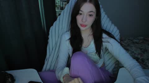 Snapshot of hyorinmaruu chatting on December 4, 2024, 9:29 am maru online show from December 4, 2024, 9:29 am