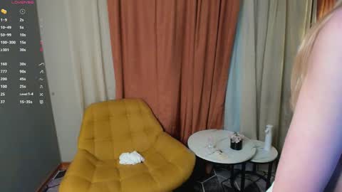 Snapshot of hypno_eyes_babe chatting on May 11, 2026, 4:48 pm Kate online show from May 11, 2026, 4:48 pm