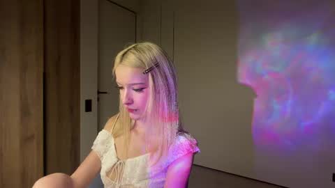 Anny online show from July 28, 2026, 8:52 pm