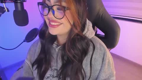 Snapshot of i_am_ari chatting on February 4, 2026, 1:33 am Ari online show from February 4, 2026, 1:33 am