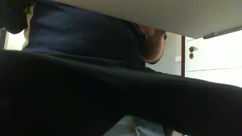 Snapshot of i_am_curious_ chatting on February 1, 2026, 10:14 am i_am_curious_ online show from February 1, 2026, 10:14 am