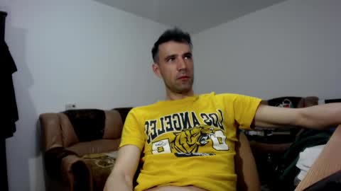 i_like_older_men online show from March 28, 2026, 7:41 am