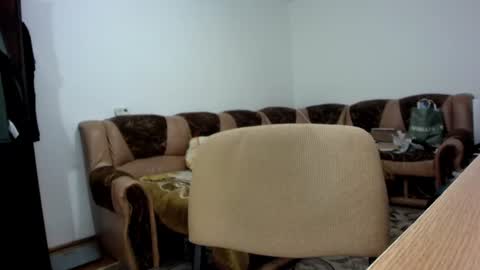 i_like_older_men online show from June 10, 2026, 6:23 am