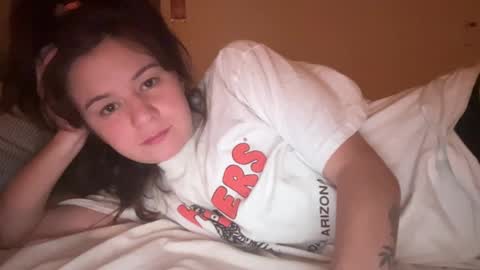 Snapshot of i_love_olive chatting on September 14, 2025, 10:47 am Olive online show from September 14, 2025, 10:47 am