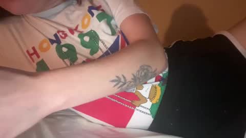 Snapshot of i_love_olive chatting on September 17, 2025, 11:23 am Olive online show from September 17, 2025, 11:23 am