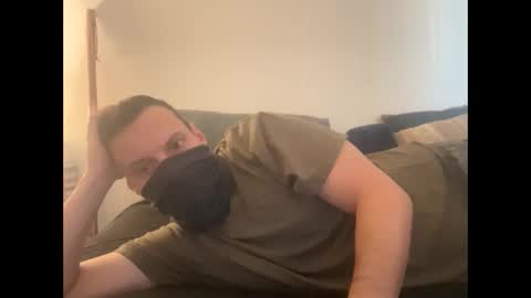 Snapshot of i_o_ro chatting on December 3, 2024, 11:57 pm i o ro online show from December 3, 2024, 11:57 pm