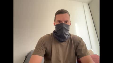 Snapshot of i_o_ro chatting on December 20, 2024, 7:17 pm i o ro online show from December 20, 2024, 7:17 pm