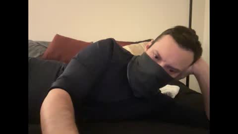 Snapshot of i_o_ro chatting on December 23, 2024, 6:33 am i o ro online show from December 23, 2024, 6:33 am