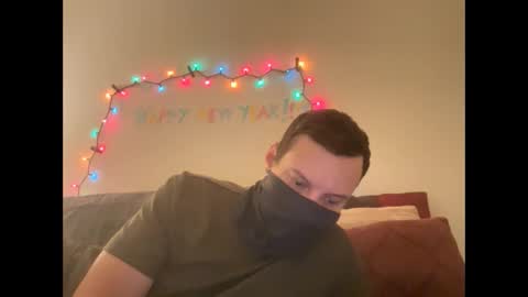 Snapshot of i_o_ro chatting on January 2, 2025, 3:37 am i o ro online show from January 2, 2025, 3:37 am