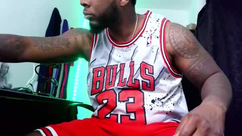 Mr H Independent model online show from October 26, 2025, 3:56 am