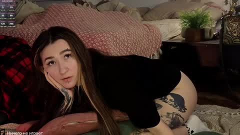 Snapshot of iam_meg chatting on December 20, 2024, 1:47 am Meg online show from December 20, 2024, 1:47 am