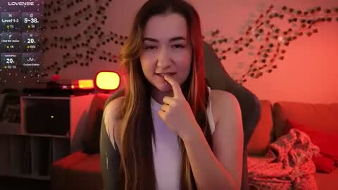 Snapshot of iam_meg chatting on October 20, 2025, 1:06 am Meg online show from October 20, 2025, 1:06 am